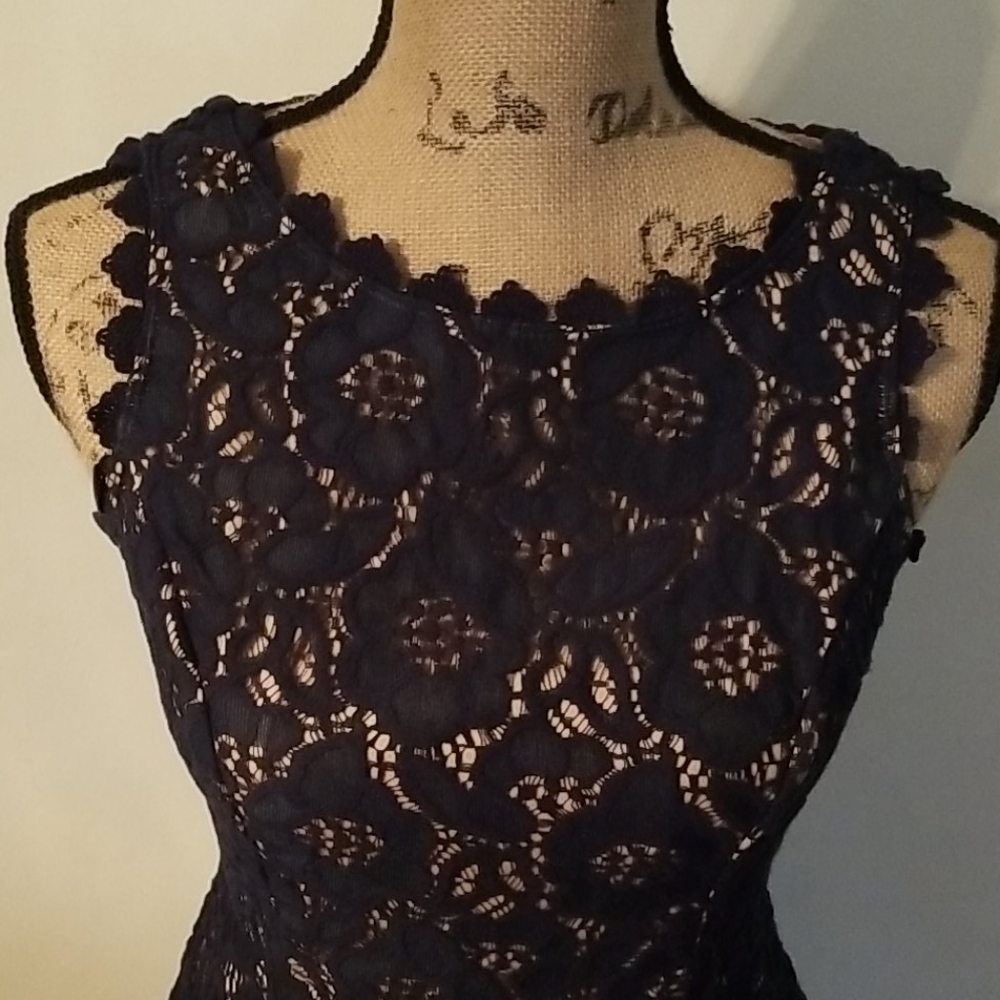 City Studio Dress - Picture 5 of 6